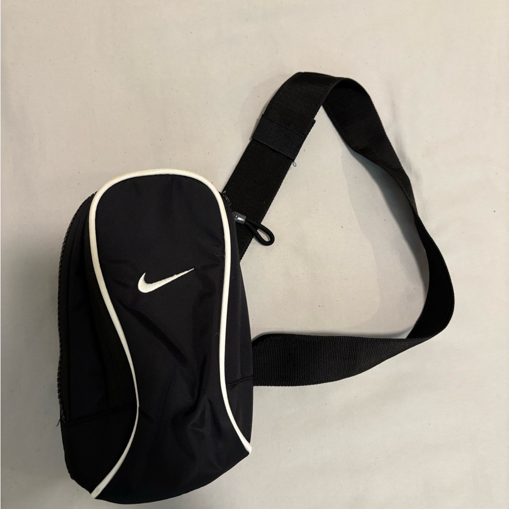Nike Black Mini Crossbody Bag